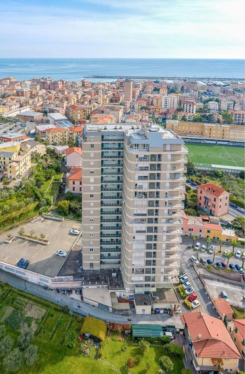 Ferienwohnung Super Vista Al Grattacielo Di Lavagna Exterior foto