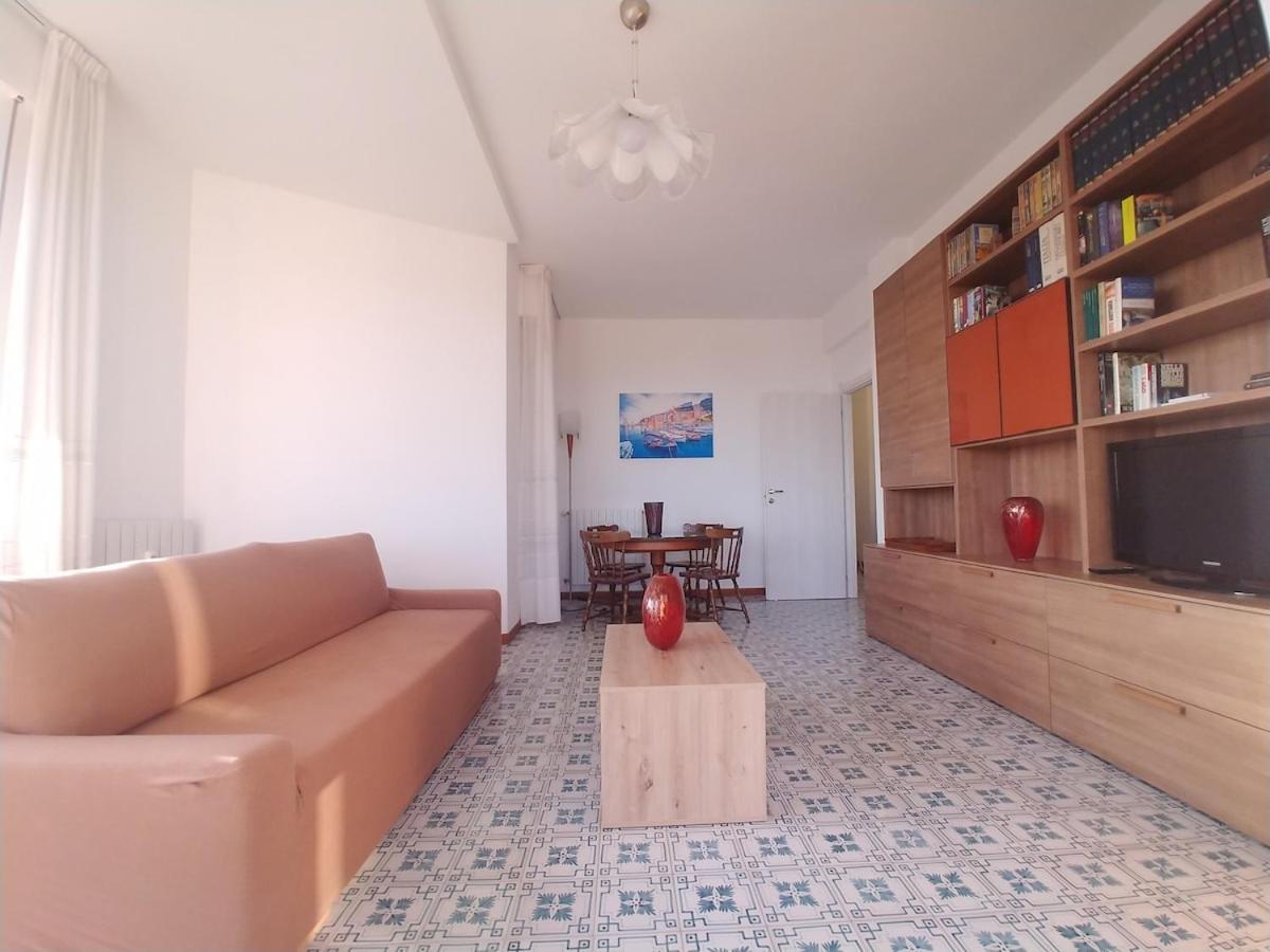 Ferienwohnung Super Vista Al Grattacielo Di Lavagna Exterior foto